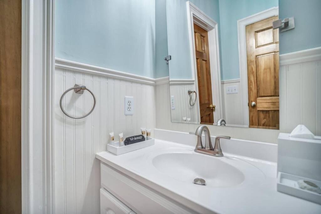 The Bluffton Village Home - 5 Bedroom In Old Town W Carriage Home Esterno foto